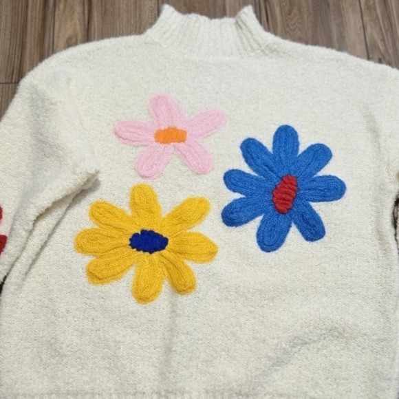 Sweaters - Cream Mock Neck Sweater 3D Flower Applique Knit Top Women's 2XL